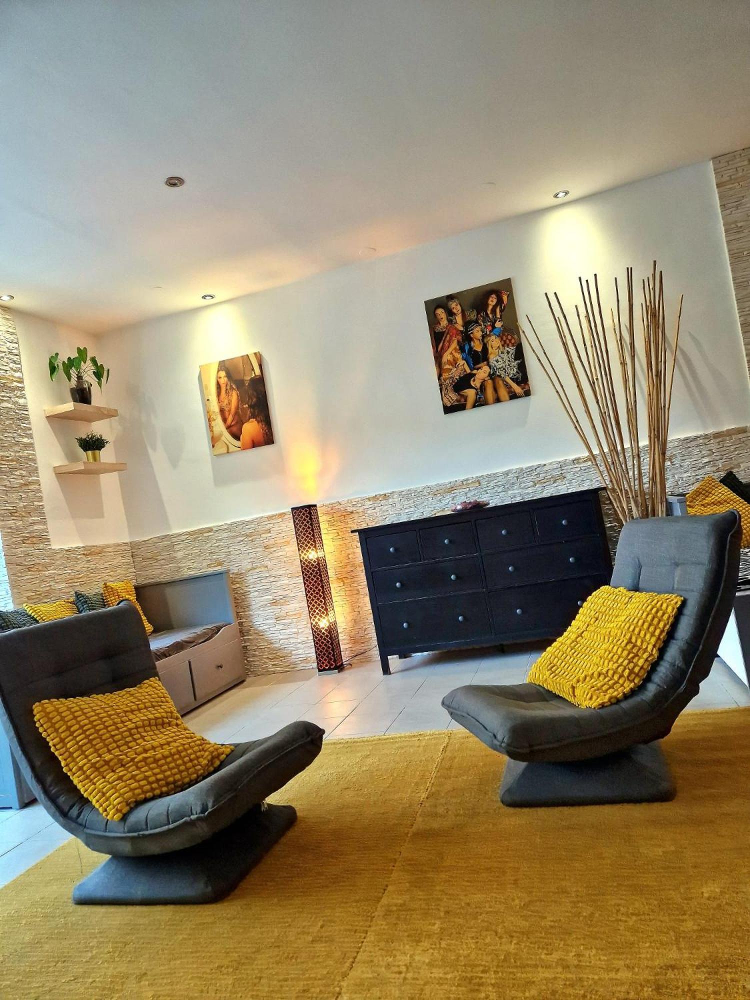 Apartment Design - Center *