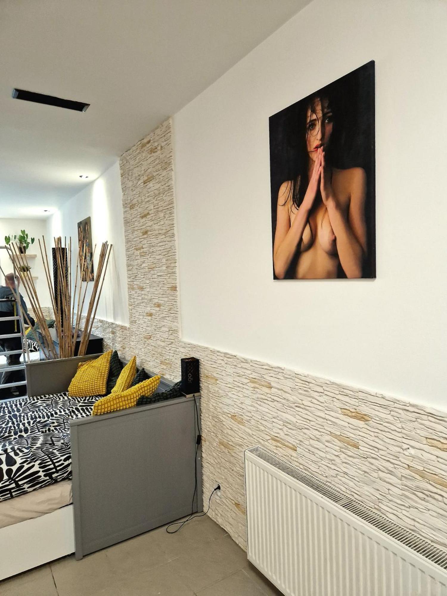 Apartment Design - Center